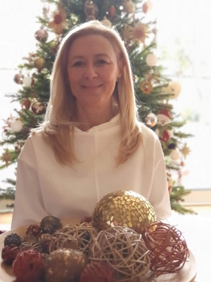 &Chi;&alpha;&rho;&omicron;ύ&mu;&epsilon;&nu;&alpha;, &phi;&omega;&tau;&epsilon;&iota;&nu;ά &Chi;&rho;&iota;&sigma;&tau;&omicron;ύ&gamma;&epsilon;&nu;&nu;&alpha;!